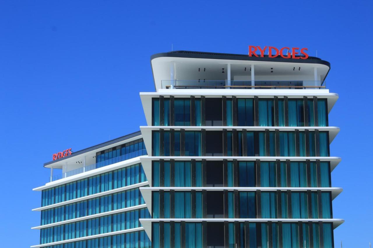Отель Rydges Gold Coast Airport Экстерьер фото